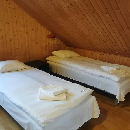 Gieraltowka アパートホテル Nowy Gierałtów